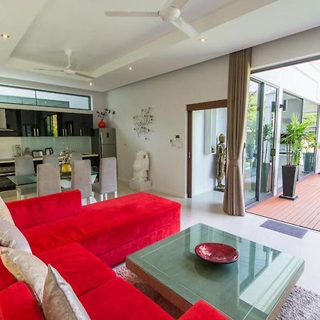 Villa Isawan Rawai Esterno foto
